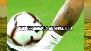 Kaki ini dihargai lebih mahal dari jet pribadi   Kaki termahal dalam sejarah sepak bola worth it atau overrated?