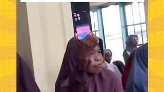 follow akun humor tersaji guys