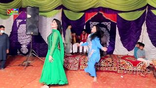 Chasky_Kiyun_lena_en___Naina_Malik___Chiriya_Queen___Punjabi_mujra_Dance_2021___Shakir_studio(480p).