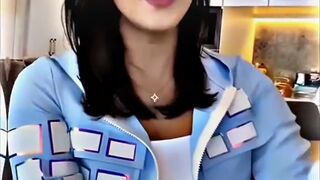 Sunny Leone Whatsapp status new 2023