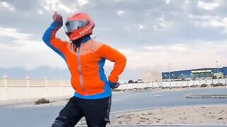 Bhega Bhega Sing with Talabat Raider in Mood????