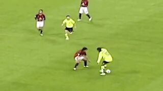 moment ronaldinho memberi assist yang diluar nurul manusia