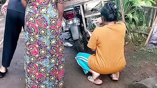 selling vegetables around on a motorbike