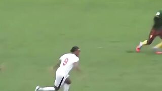 Livramento goal against Andre Onana