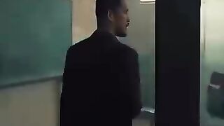 A Chinese teacher entered a teachers room Rioters in Indonesia, see how they deal