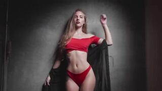 RAAT BHAR Song with Hot Dance