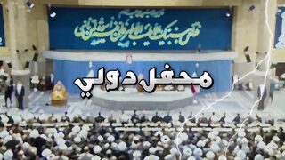 خرج من وسط عمالقة القراء الحاضرين ليقرأ