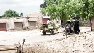 Mud House Ke Lieay Shopping Ki Sailaab Zadgan Ke Lieay Banaya Khana Shopping Vlog Village L(720PHD).mp4