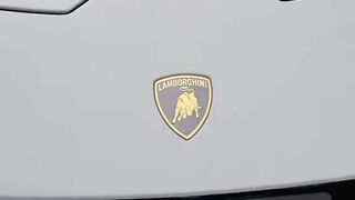 Unleashing the Ultimate Super Car Lamborghini Huracan Tecnica