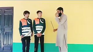 سکول سے بھاگنےوالے طالب علم کو ماسٹر جی نے اپنی فورس بھیج کر گرفتار کرلیا