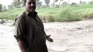 Sailaab Ne Gaoun Me Tabahi
