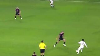 Riqui Puig Jukes Sergio Busquets
