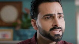 Akash Insult To Mitthi