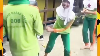 Funny vidio hahaha