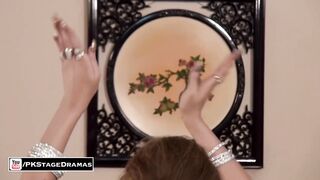Pakistani Model Girl Afreen Pari Hot Dance