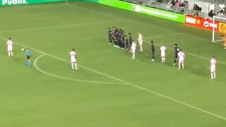 Gonzalo Higuain Free Kick Top Corner - Inter Miami CF