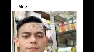 Cowo ini nurut banget sama orang tua