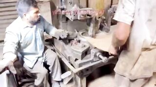 Beautiful way of making motorcycle chain sprockets from old machines imported from USA