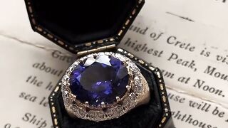 Stunning Blue Sapphire Ring   Ultimate Luxury  Beauty