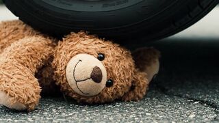 Oh no,teddy bear.