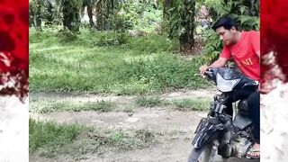 POV  tipe orang lewat jalan berlubang