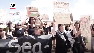 Protesters in Israel march towards the Gaza border demanding end to the