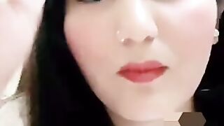 Maine to Chhod Diya Tere Pyar Mein Life ko aaja meri bahon mein