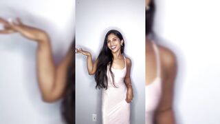 Indian Girl Nidhi Reddy Dance