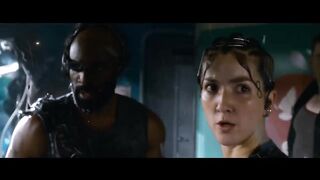 The Matrix Resurrections (2021) - Train Fight  Neos Pod