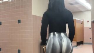 Gorgeous Gym Babes Daily Motivation Shorts