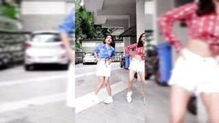 Indian Girl Prakrati Rush Dance