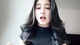 CEWEK BOSPLAY