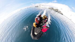 360 degree view from boat