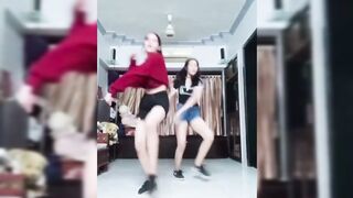Indian Girl Rupali Raghuvanshi Dance