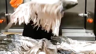 Most unique alien fish frying technique
