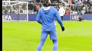 Rafael leao Best showing his football skills