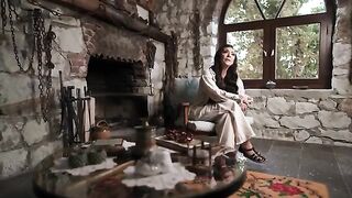 Güllü - Eylül Zamanı  Official Video
