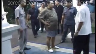 Presiden abdurrahman wahid berolahraga di istana merdeka Jakarta - 20 Juli 2001
