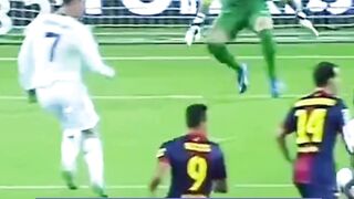 Momen Gol Ronaldo di EL CLASICO