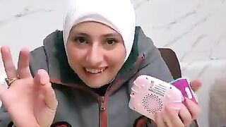 مفيش تلفونات تاني أديهم يلعبو ويتعلمو في نفس الوقت