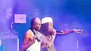 Snoop Dogg ve Wiz Khalifa Canlı