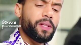 انظر لهذه المراه الشجاعه.