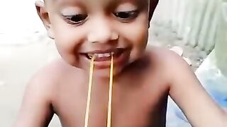 কমট কমট ফন ভডও