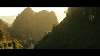 Kong- Skull Island (2017) 4K - Spore Mantis Scene -