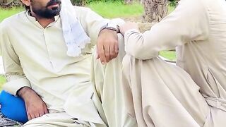 Chacha to loot gya hai