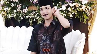 Abuy At The Wedding