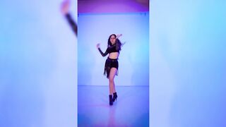 Indian Girl Shruti Banka Dance