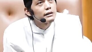 SELAGI ORANG TUAMU MASIH HIDUP MAKA BAHAGIAKAN NYA