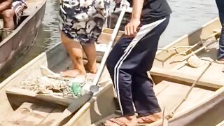 Naik perahu