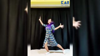 Indian Girl Urvi Nair Dance